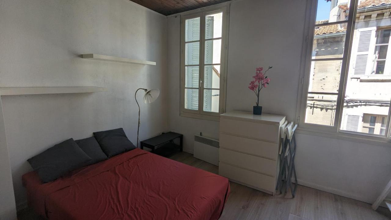 Hypercentre, Place Pie, Residence Amphoux Charmants Appartements Ou Studio Proche De La Gare Parkings Et Palais Des Papes Avignon Luaran gambar